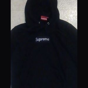 Supreme sweater